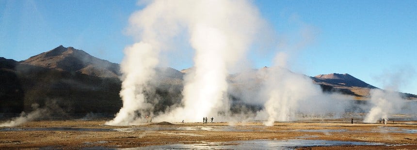 OECONOMICA: ATACAMA ÇÖLÜ - TATIO GAYZERLERİ - UYUNİ TUZLASI 