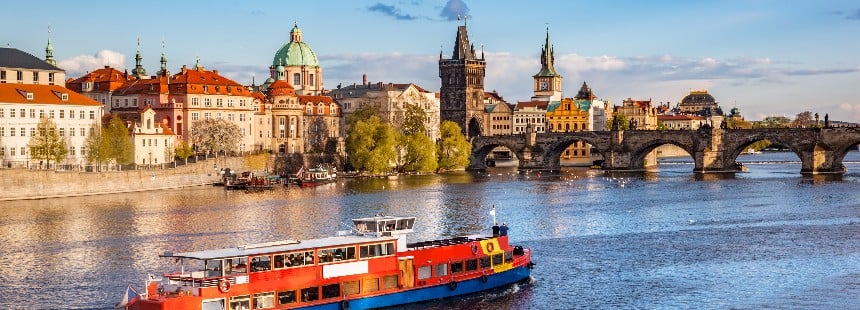 BOHEMYA’NIN KALBİNDE: PRAG’IN BÜYÜSÜ