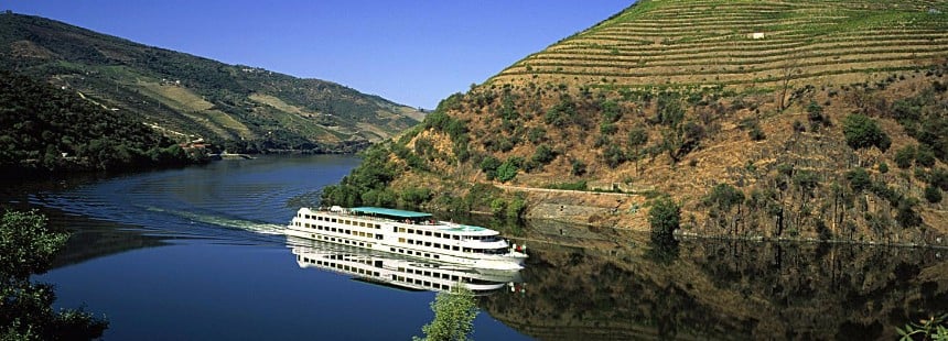 SU ÜSTÜNDEKİ HUZUR: DOURO NEHİR GEZİSİ