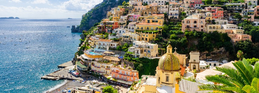 EXODUS: AMALFİ KIYILARINDA YÜRÜYÜŞ 