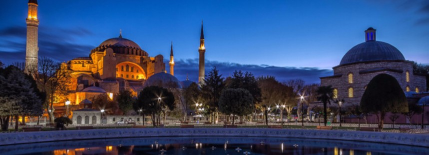 AYASOFYA'DA BİR GECE 