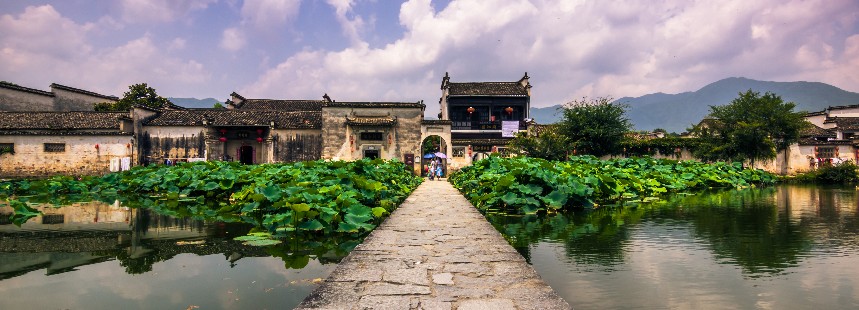 YANGTZE NEHRİ’NDE YOLCULUK