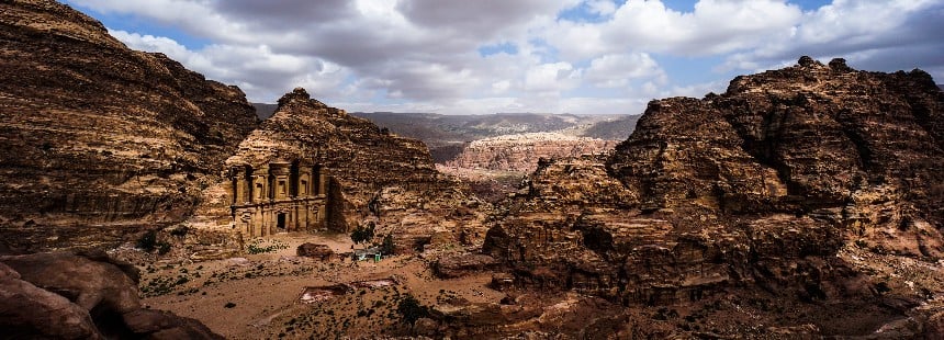 ÜRDÜN VE PETRA VADİSİ 