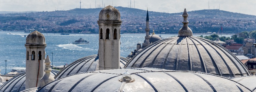 GÜNBATIMINDA DÜNYAYI SEYREDEN KÜLLİYE: SÜLEYMANİYE