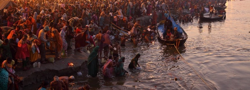 DÜNYANIN EN BÜYÜK DİNİ FESTİVALİ KUMBH MELA 