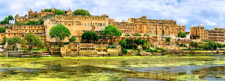 DECCAN ODYSSEY İLE İHTİŞAMLI RACASTAN