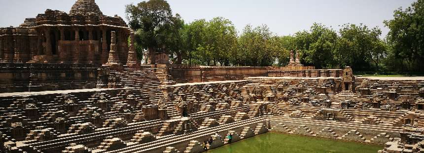 GUCERAT’IN SAKLI HAZİNELERİ