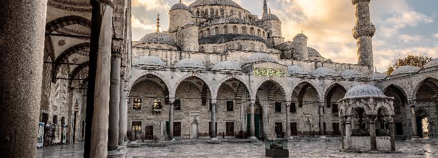 7 TEPE, 7 CAMİİ, 7 TÜRBE