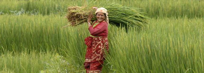 MÜNFERİT NEPAL LIVING WITH LOCALS