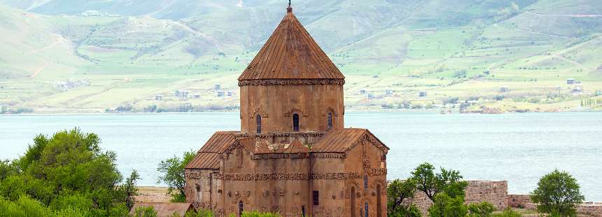 MÜNFERİT İSHAKPAŞA - AHLAT - TATVAN VAN GEZİSİ