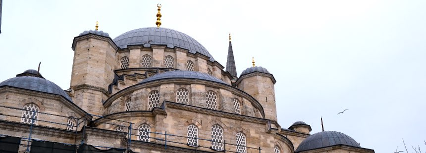 Faruk Pekin ile Sokaktan Canlı Yayında Eminönü Üzerinden Bir Kent Okuması