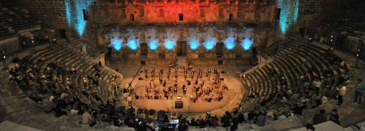 DOMINGO ile ASPENDOS’TA TUR