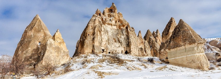 BİR BAŞKADIR KIŞIN KAPADOKYA