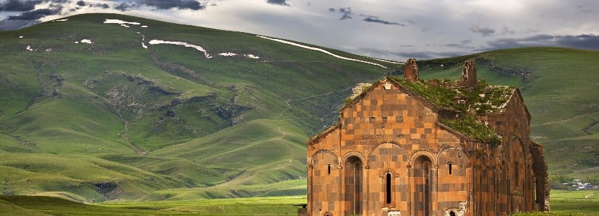 BAHARDA DOĞU EKSPRESİ’YLE KARS  