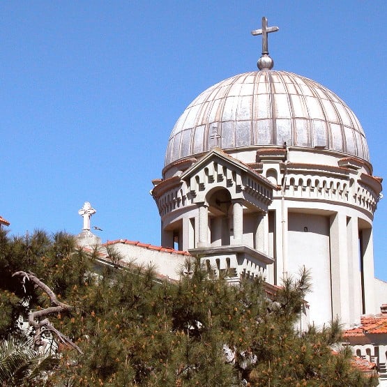 TÜM YÖNLERİYLE BÜYÜKADA