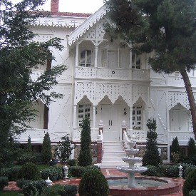 AYASTEFANOS’TAN YEŞİLKÖY’E