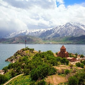 DOĞU'NUN MASALLARI: İSHAKPAŞA - VAN - TATVAN - AHLAT GEZİSİ