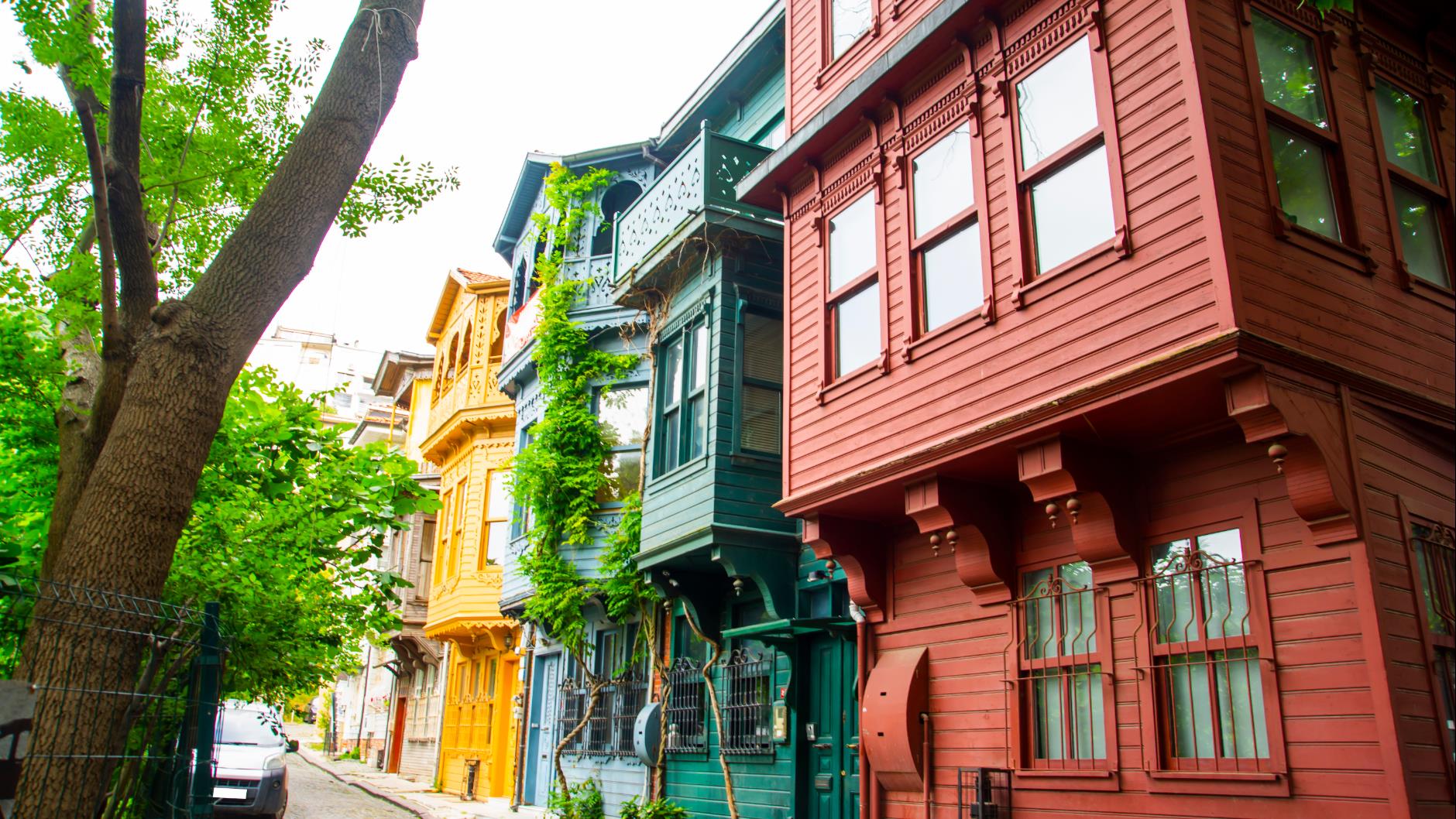 KUZGUNCUK'TAN ÜSKÜDAR'A
