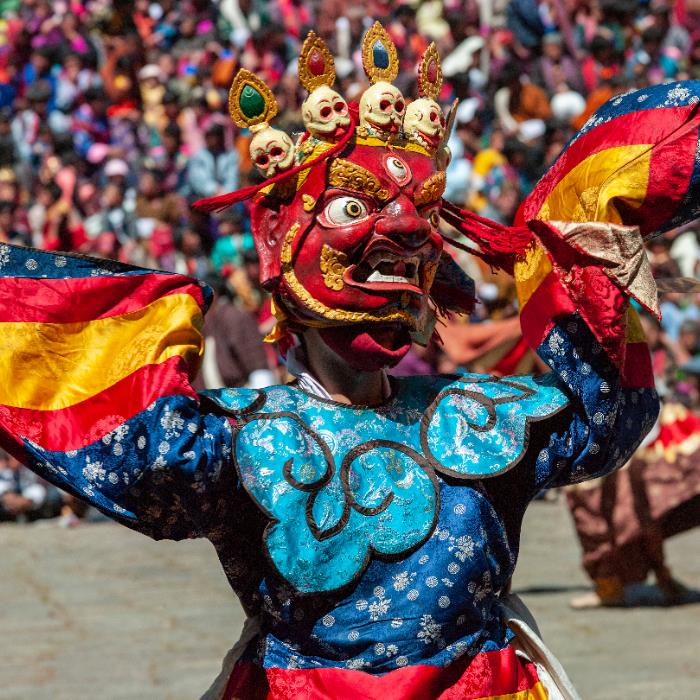 BUTAN'DA PARO FESTİVALİ