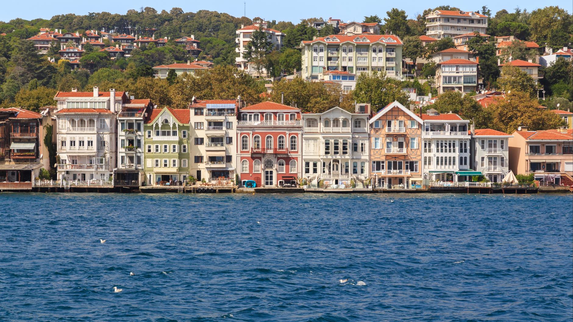 BOĞAZ'IN RUMELİ SAHİLİ SARIYER