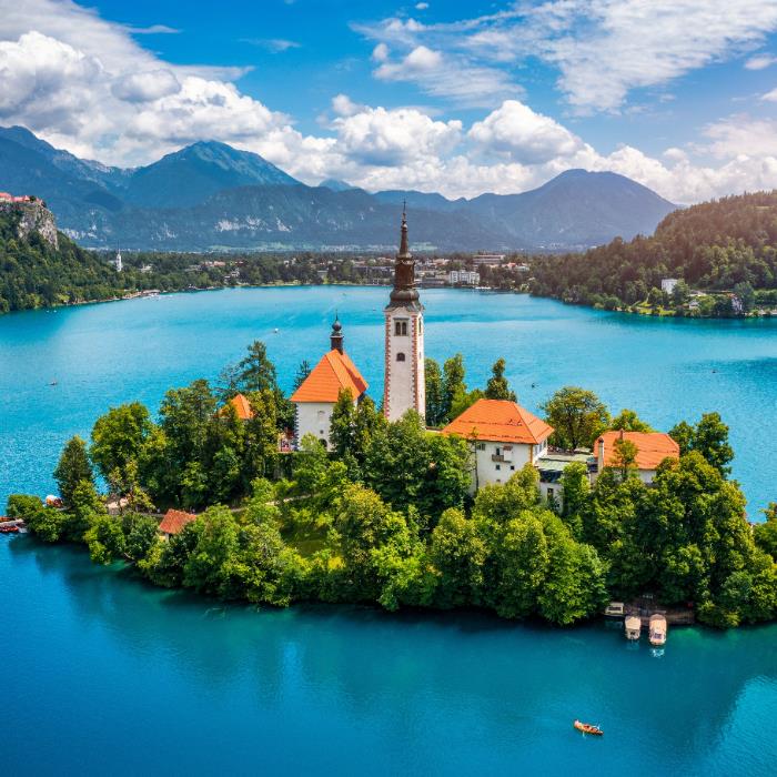 OECONOMICA YEŞİLİN HER TONUYLA SLOVENYA