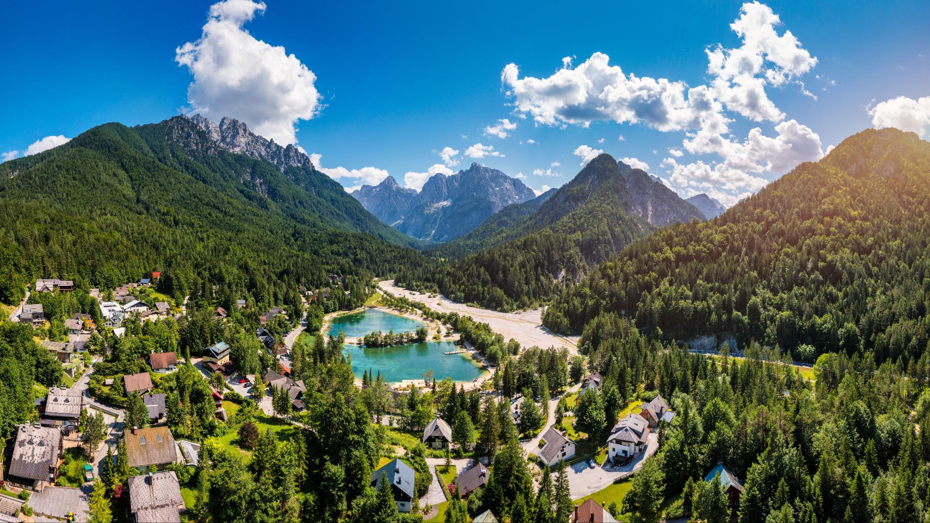 OECONOMICA YEŞİLİN HER TONUYLA SLOVENYA