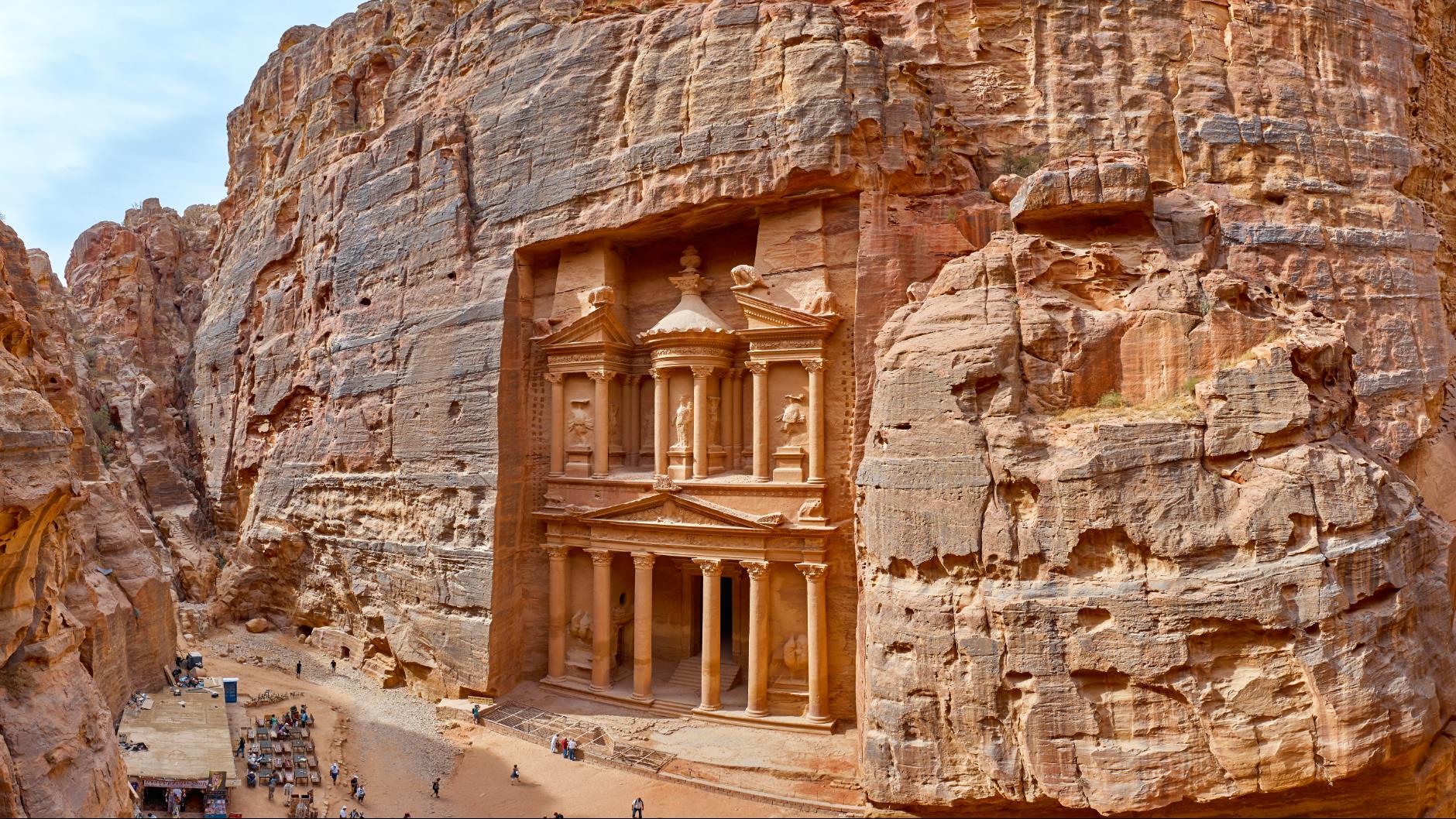 ÜRDÜN VE PETRA VADİSİ