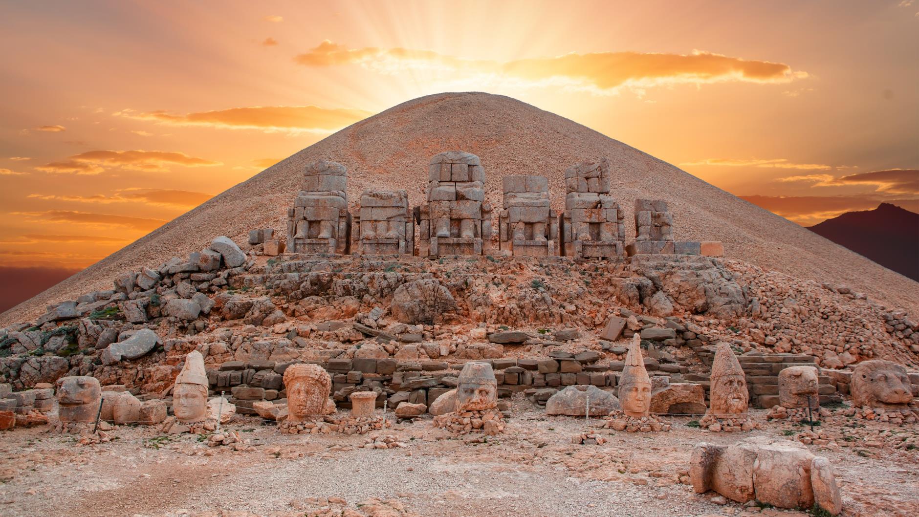 NEMRUT GÖBEKLİTEPE KARAHANTEPE HARRAN